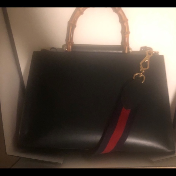Gucci hand bag - Picture 1 of 6